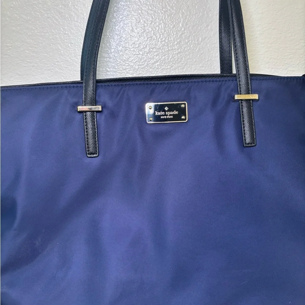 kate spade chic spacious